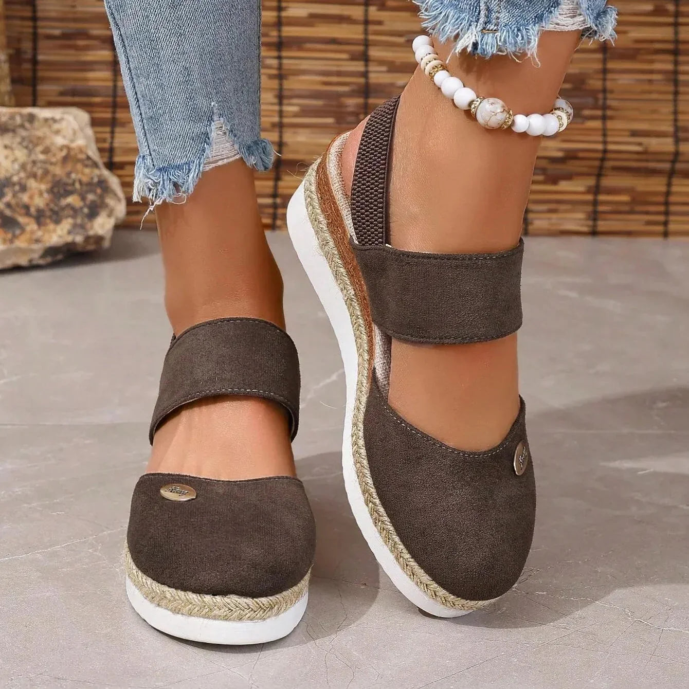 LINJA Stockholm™ | Ortopediska Sandaler med Platå, Ventilerande och Avslappnade
