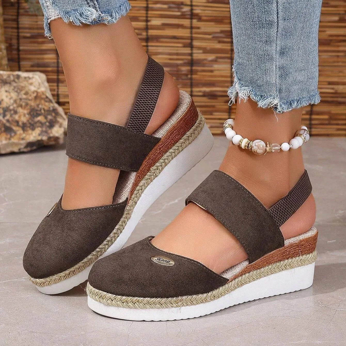 LINJA Stockholm™ | Ortopediska Sandaler med Platå, Ventilerande och Avslappnade