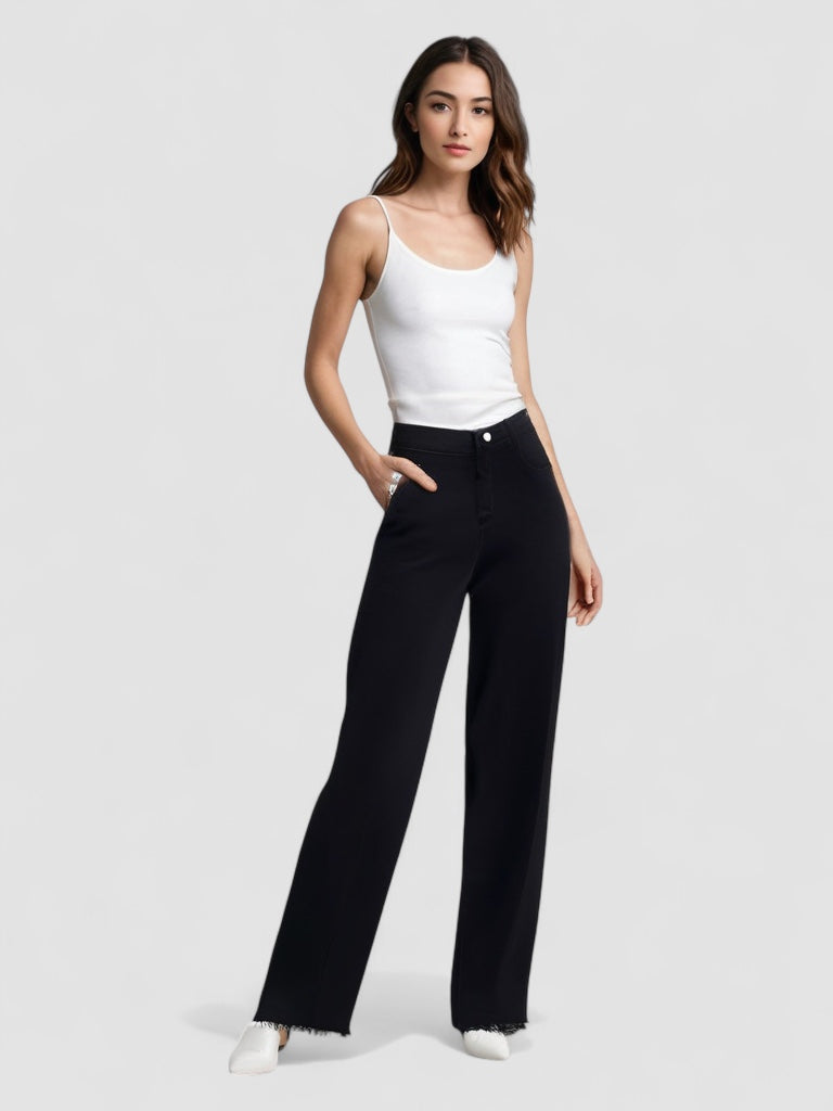 LINJA Stockholm™ | Elegant Svart Jeans med Rå Finish