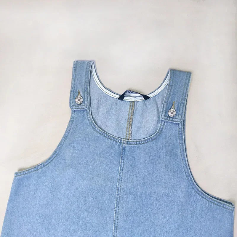 LINJA Stockholm™ | Avslappnad Sommarklänning i Denim